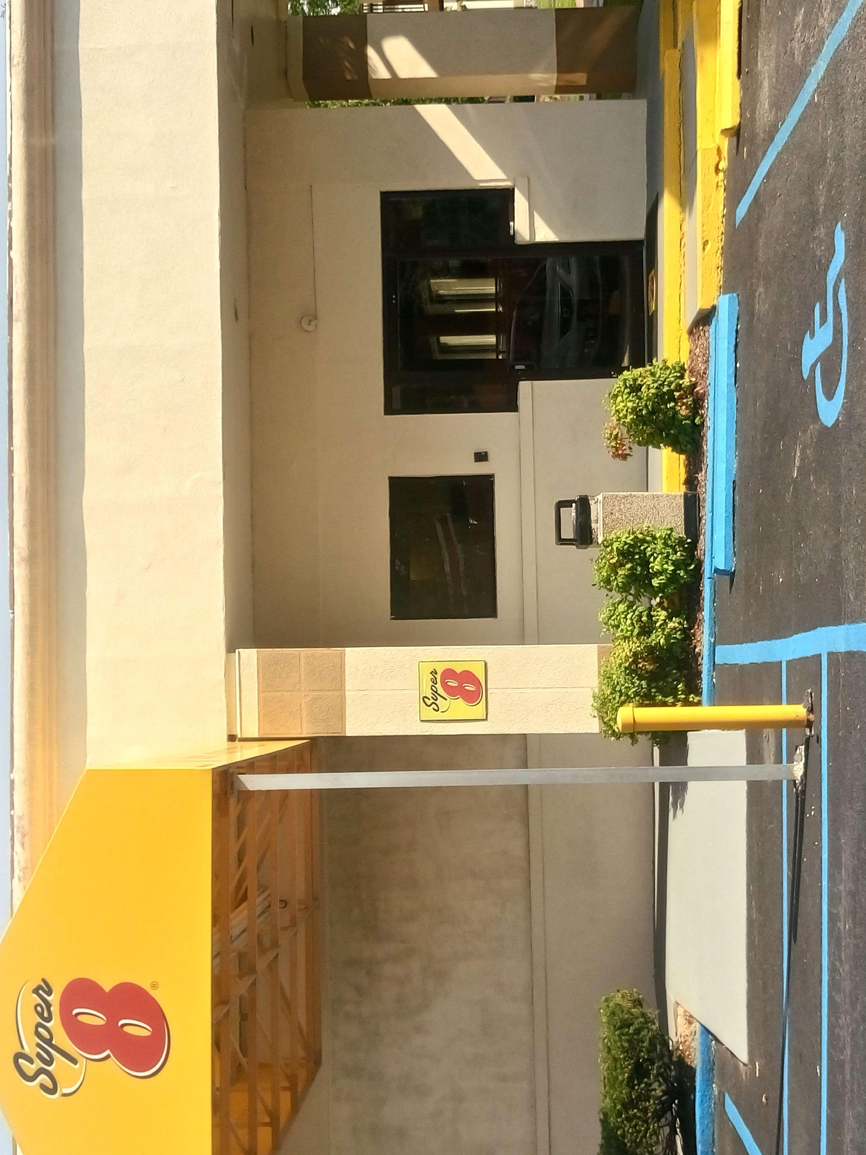 Super 8 By Wyndham Dover Ngoại thất bức ảnh